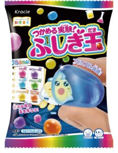 Kit Fushigi-dama de Kracie pour fabriquer des boules de liquide comestibles
