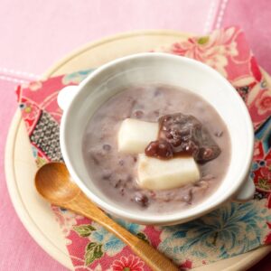 Milk oshiruko: mochi in a warm red bean and milk soup